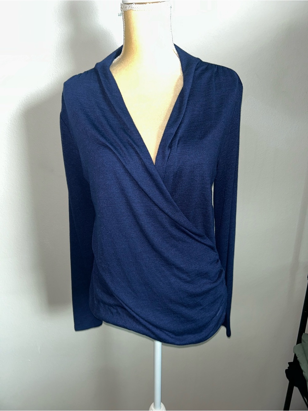 NEW 41 Hawthorn Draped Wrap-Front Long Sleeve Top - Navy Blue Sz M